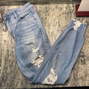 American Eagle Ripped Hi-Rise Jegging | 12 Long